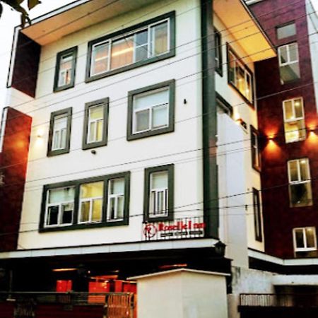 Fabhotel Roselle Inn Lucknow Zewnętrze zdjęcie