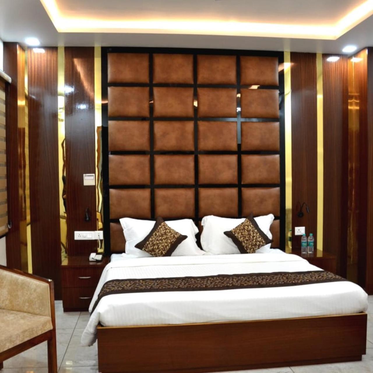Fabhotel Roselle Inn Lucknow Zewnętrze zdjęcie